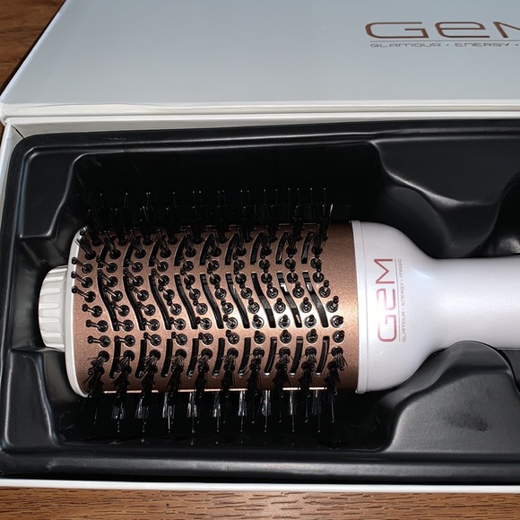 COPY - COPY - GEM Hot Air Brush Hair Dryer Brush- White w/ Rose Gold main image 4